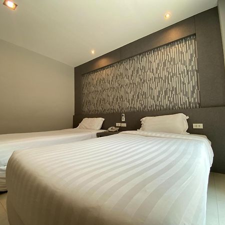 C Hotel Bangna Бангкок Экстерьер фото