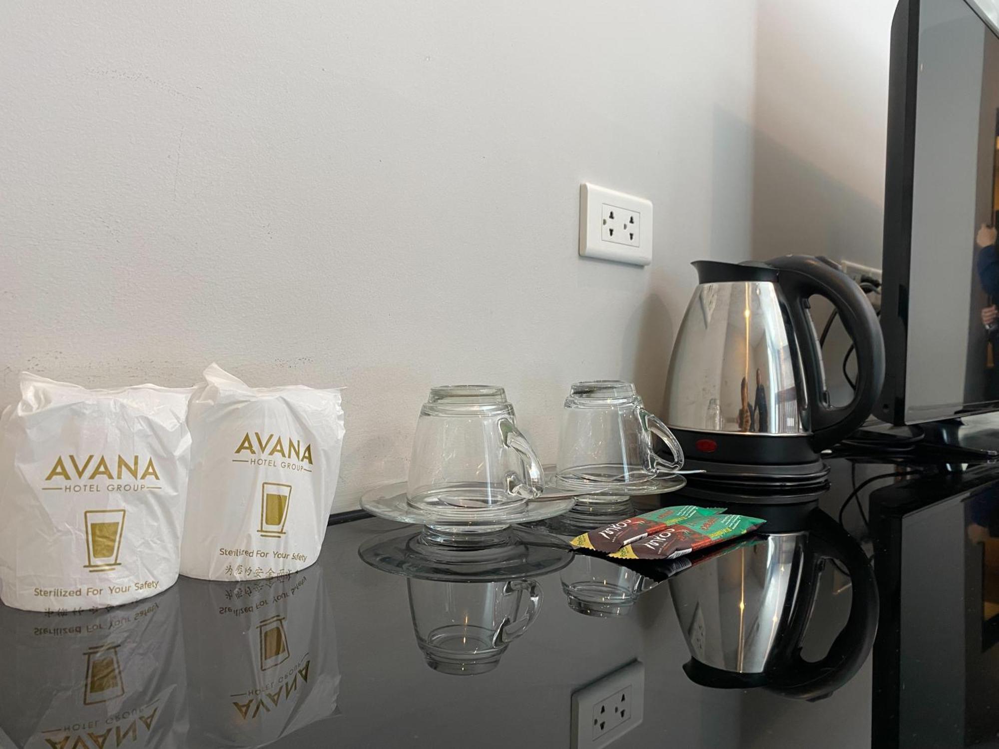 C Hotel Bangna Бангкок Экстерьер фото